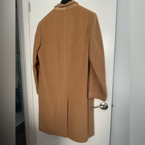 Vintage knee length cashmere coat - Picture 3 of 17